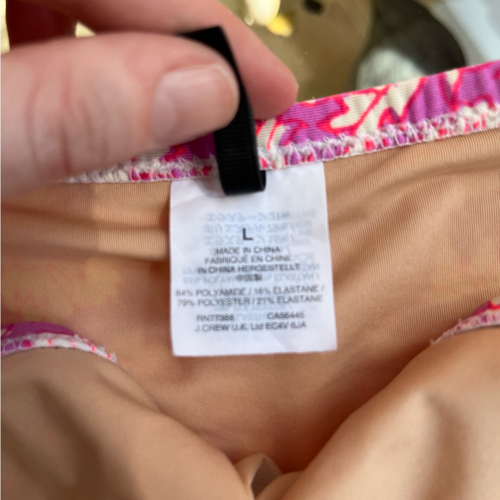 🌷J. CREW🌷- Ruffle Wrap Bikini Pink/Purple Floral (2 pcs) Size Large - Picture 12 of 12